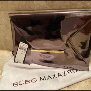 BCBG MAXAZRIA HARLOW CLUTCH